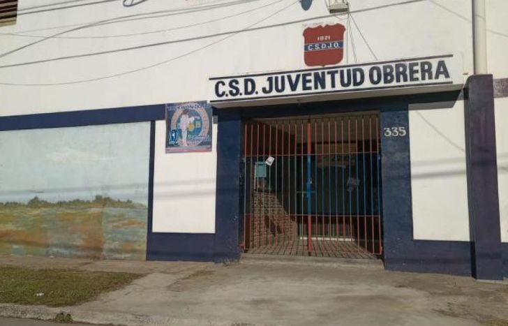 En Santa Ana 335, Turdera.