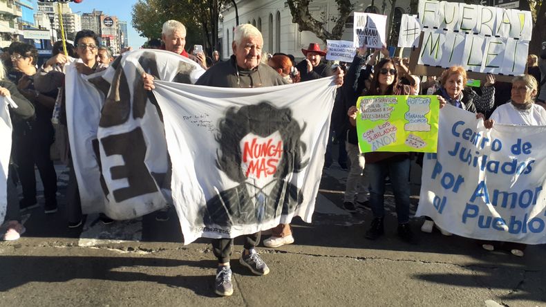 protesta milei grigera4