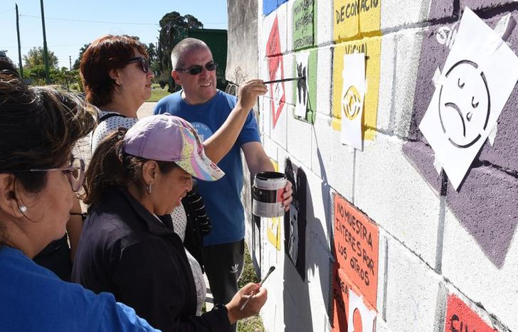 Los pictogramas ayudan a las personas con autismo a diferenciar un lugar o una acción.