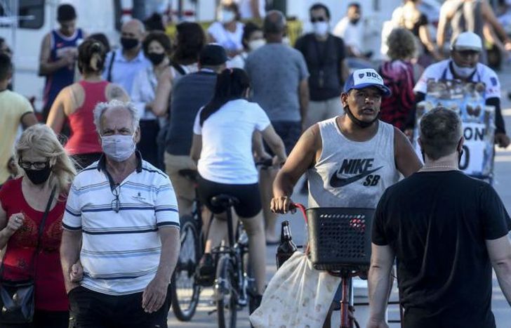 Si siguen creciendo los casos habrá nuevas restricciones.