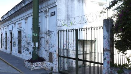 En Cerrito 65, Temperley.