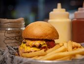 En bares de Almirante Brown vuelve el 2x1 en hamburguesas todos los miércoles.&nbsp;