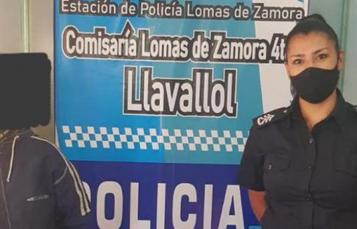 La mujer tiene 73 años.