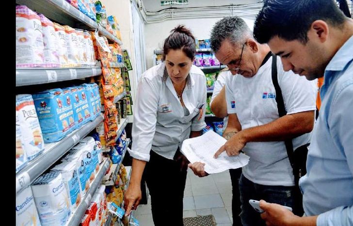 ya hubo operativos en Disco de banfield, el carrefour de oliden y changomás, de temperley este.