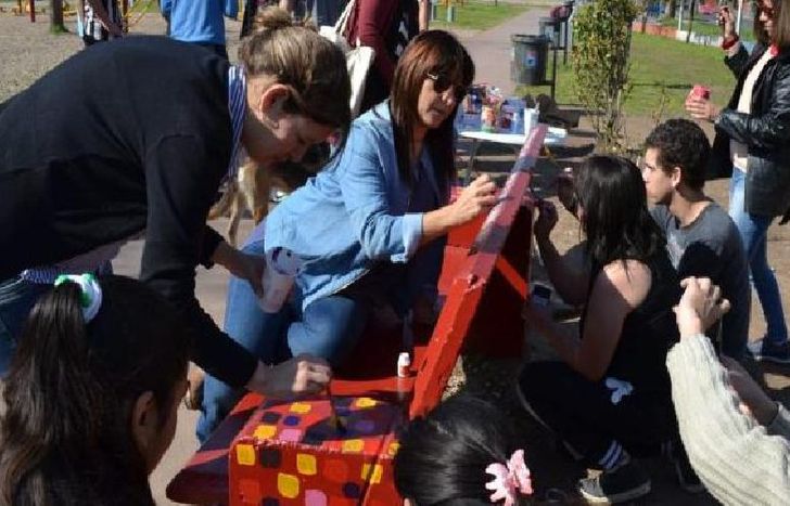 participa la comunidad.