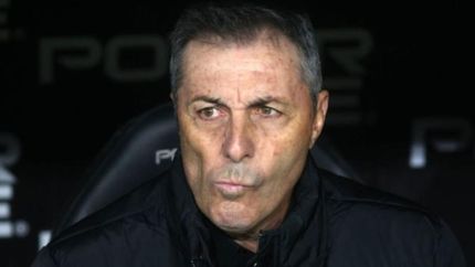 Frank Kudelka prepara el equipo para enfrentar a La Gloria.