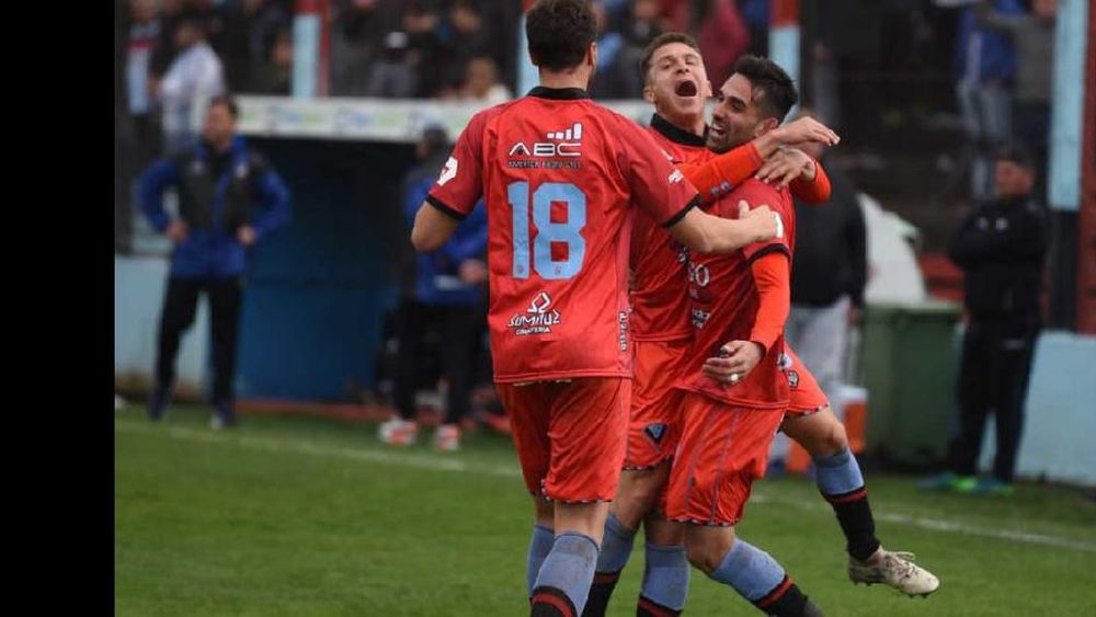 En Floresta, Brown buscará la primera alegría en el torneo