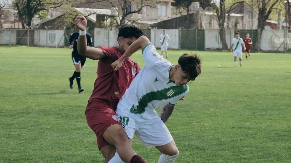 Banfield y Lanús se enfrentaron en Inferiores.