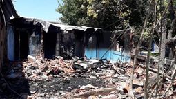 Así quedó la casa tras el incendio: totalmente destruida.