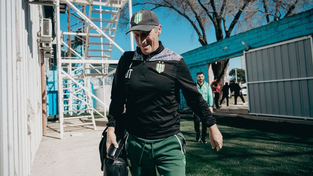 Pedro Troglio analizó la derrota de Banfield.