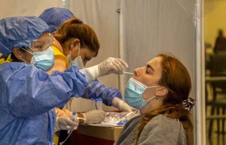 Se hicieron 22.830 testeos en el último día.