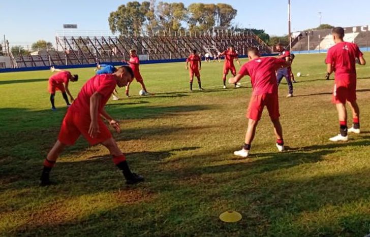 El Milrayitas jugó con algunos profesionales.