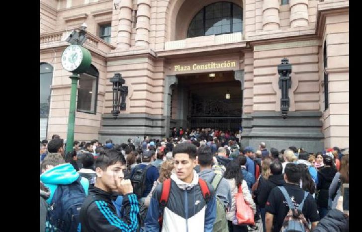 caos entre los usuarios que no pueden viajar.