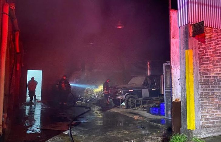 Los Bomberos de Lomas intervinieron en el lugar.