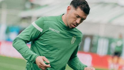 Sergio Vittor fue una de las figuras del clásico entre Banfield y Lanús. Sergio Vittor fue una de las figuras del clásico entre Banfield y Lanús.