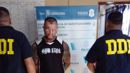 Es acusado de abuso sexual.