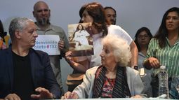 Abuelas de Plaza de Mayo restituyó al nieto recuperado 132.
