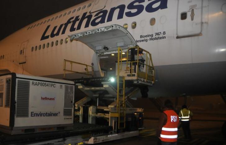 Llegaron vacunas de Sinopharm y Astrazeneca.