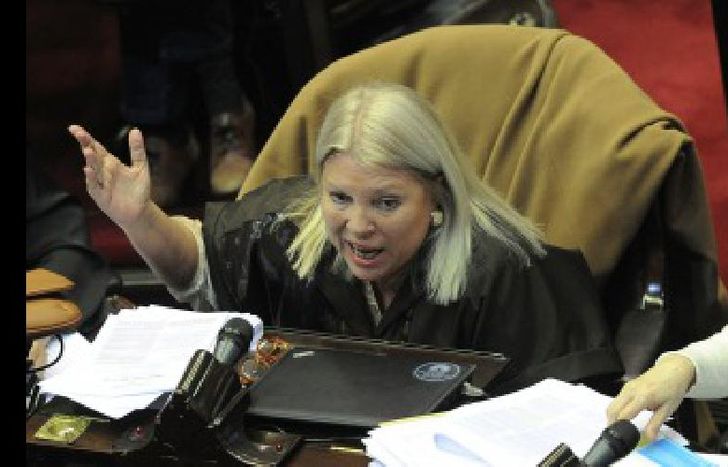 Carrió increpó a De Vido en plena sesión de Diputados: Qué le dijo al ex funcionario