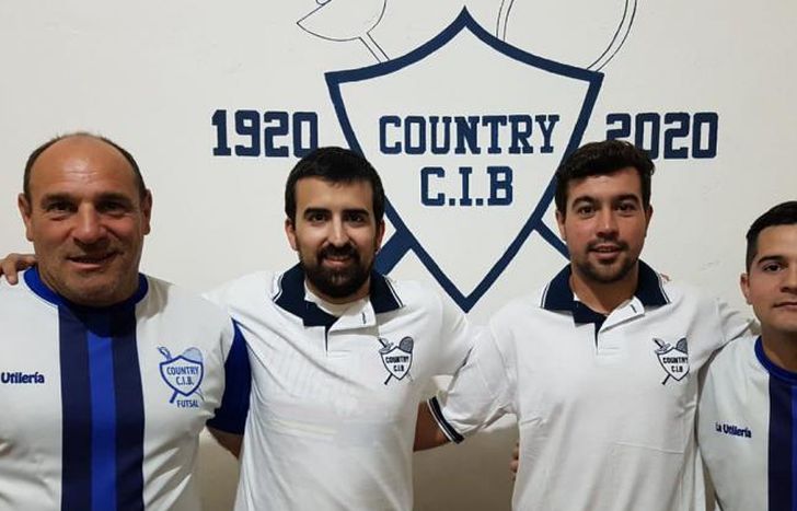 El DT analizó la chances del equipo en el Torneo de Primera B.