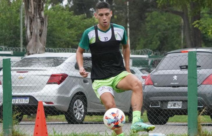 López, la promesa paraguaya que arribó a Banfield.