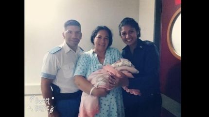 poli-parteros en lomas: acudieron a un llamado del 911 y terminaron ayudando a una vecina a dar a luz