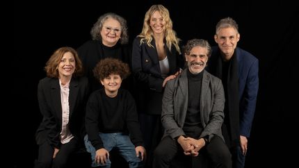 El director y el elenco de la nueva película de Netflix.&nbsp;