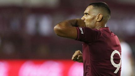 José Sand renovó nuevamente con Lanús. José Sand renovó nuevamente con Lanús.