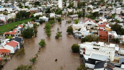 Bahía Blanca sufrió un terrible temporal en la madrugada del viernes.