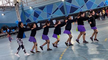 Bailarán distintos ritmos musicales. Bailarán distintos ritmos musicales.