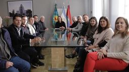 Concretan un acuerdo para beneficiar a comerciantes lomenses.