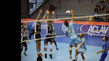 ? polideportivo ?