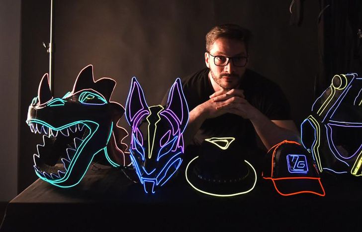 Alejandro y una manera innovadora de hacer arte. Sus espectáculos dan que hablar.