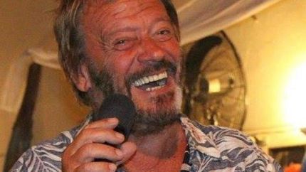 Con sus chistes, el Bocha Retegui entretiene y se divierte.