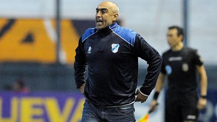 Iván Delfino fue jugador de Banfield y entrenador de Temperley. Iván Delfino fue jugador de Banfield y entrenador de Temperley.