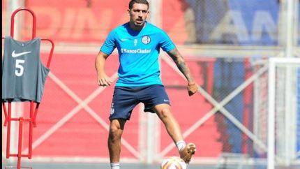 Vivanco llegaría con el pase en su poder. Vivanco llegaría con el pase en su poder.