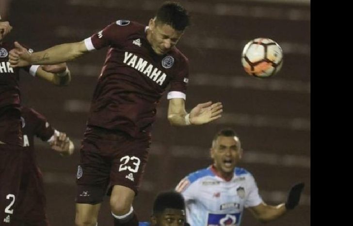 El paraguayo García Gurreño encajaría en el sistema que el entrenador de Lanús tiene pensado utilizar frente a Huracán.