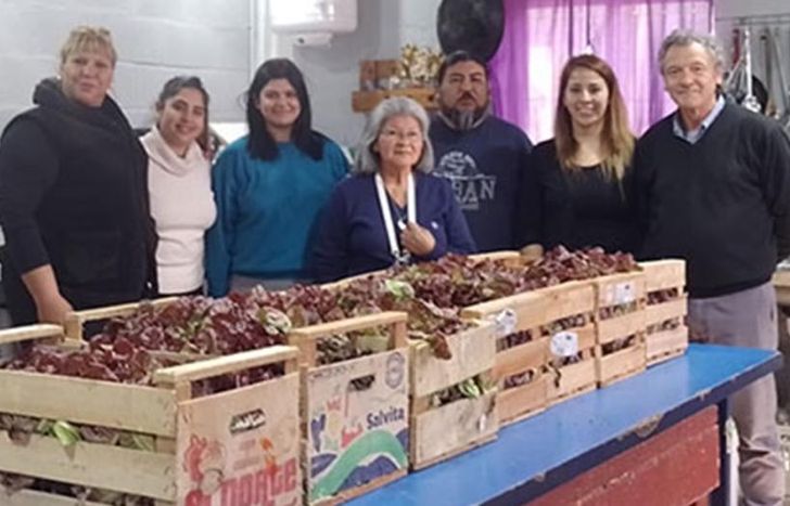 La acción solidaria benefició a un comedor lomense.