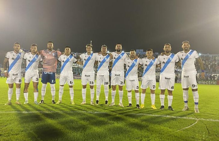 Los 11 titulares ante Flandria.