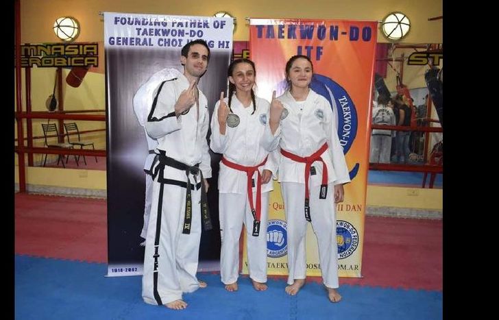 Karem Krump y Maia Ferinović son las primeras mujeres en llegar a este logro.