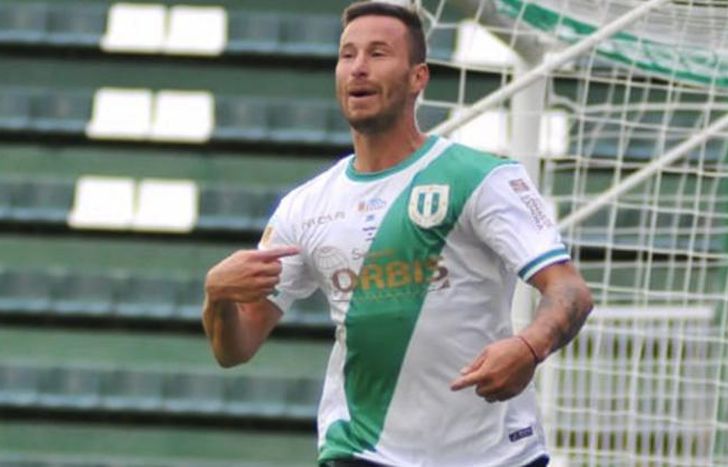 Pons anotó cinco goles con la camiseta del Taladro.