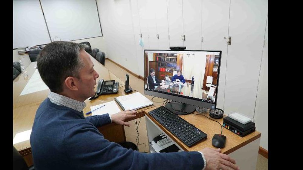 El pedido que le hizo Gray a Kicillof durante la videoconferencia que el Gobernador mantuvo con intendentes