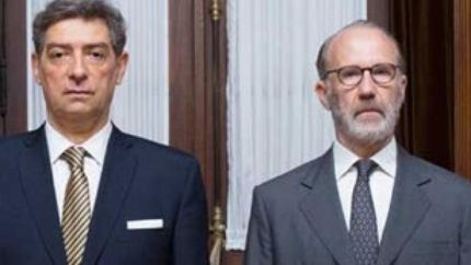Rosatti y Rosenkrantz firmaron la suspensión.