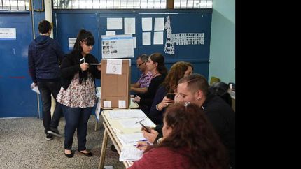 paso: miles de lomenses eligen hoy a su candidato a intendente