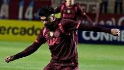 Lanús extrañó el fútbol de Marcelino Moreno.