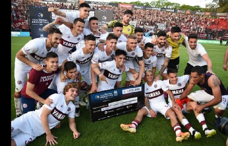 Lanús viene de caer en el clásico pero es uno de los candidatos al título en la Copa.