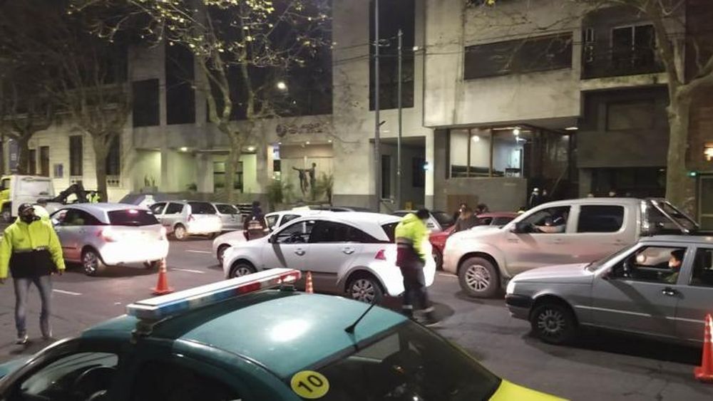 Siguen los controles nocturnos.