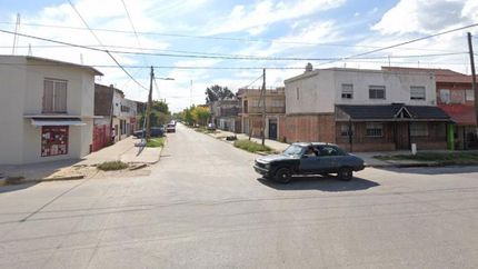 detienen a dos menores que intentaban ingresar a la casa de una anciana