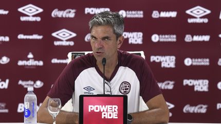 Mauricio Pellegrino explicó por qué Lanús guardó tantos jugadores contra Deportivo RIestra. Mauricio Pellegrino explicó por qué Lanús guardó tantos jugadores contra Deportivo RIestra.