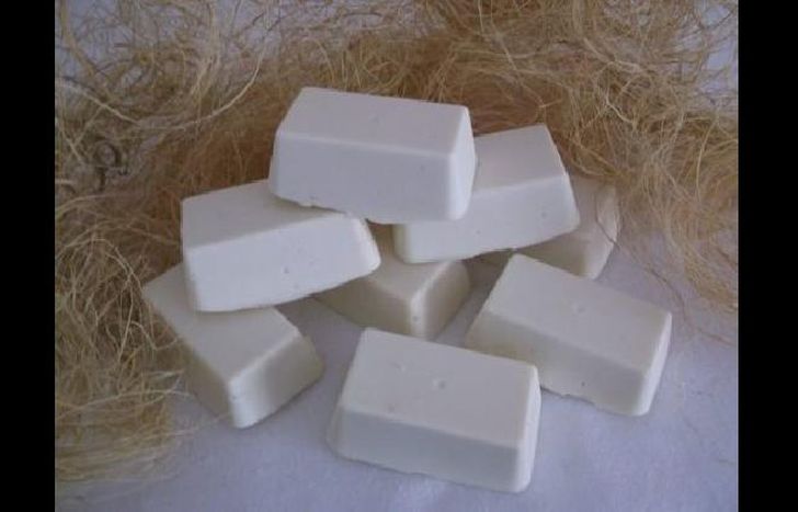 van a fabricar jabón en gel para entregar a los vecinos.